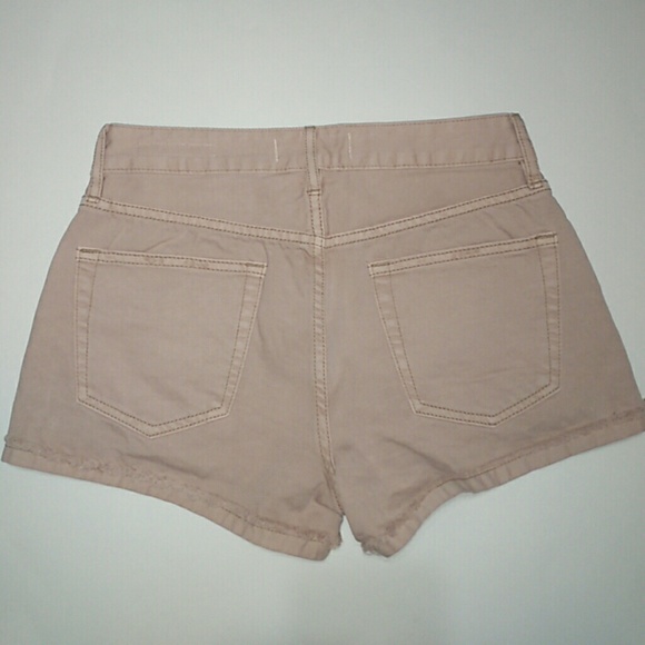 NWOT-PacSun Blush Pink Distressed Shorts - Picture 5 of 5
